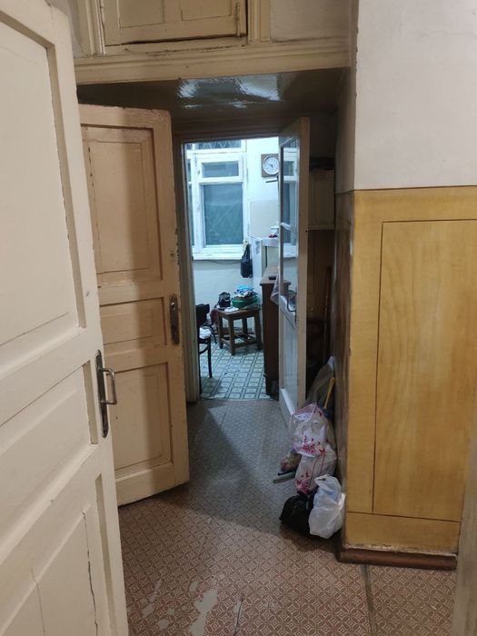 Под нежилое, 2 комнатная квартира, продажа