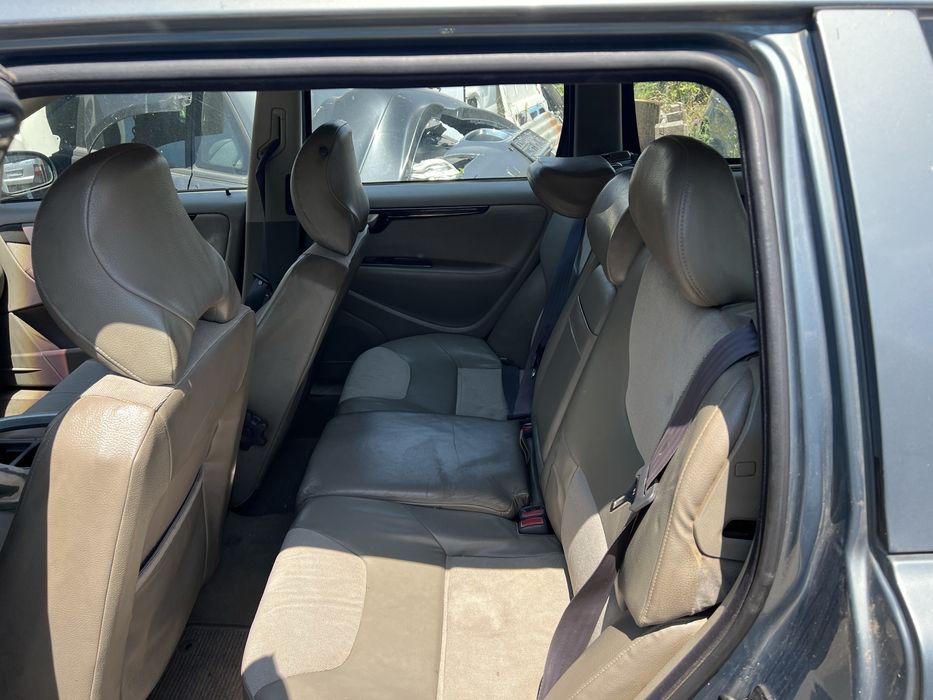 Volvo XC 70 2.5T , Волво ХЦ 70 На Части !!!