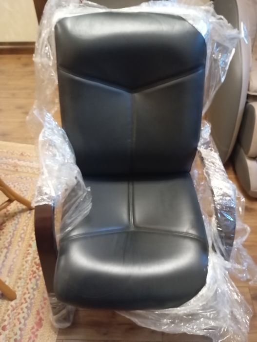 Продам офисное кресло