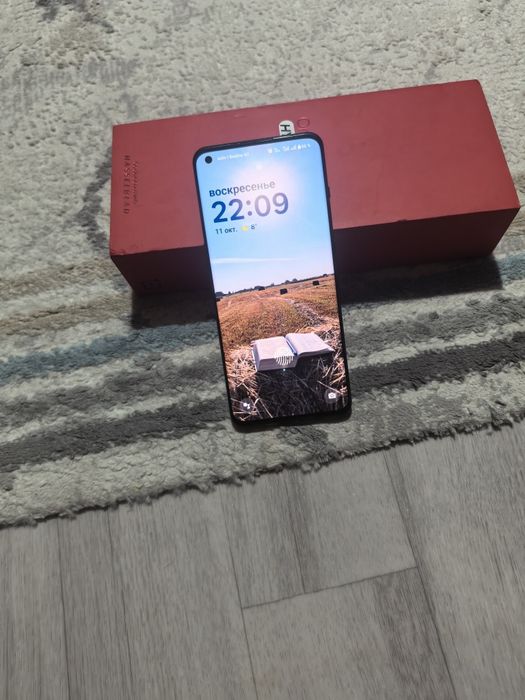 Продам OnePlus 10pro
