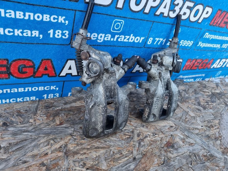 Задние суппорта на ауди с4 квадро.