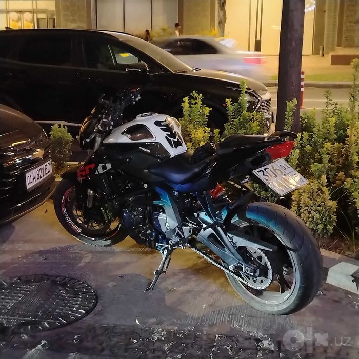 Мотоцикл Benelli 600 tnt