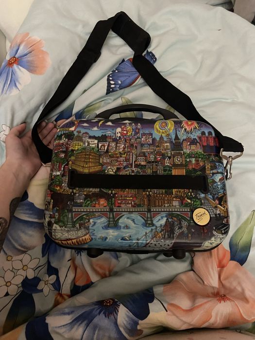 сумка чемоданчик новая