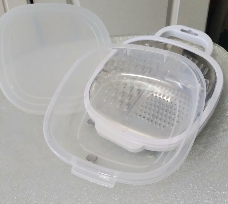 Удобная тёрка с контейнером