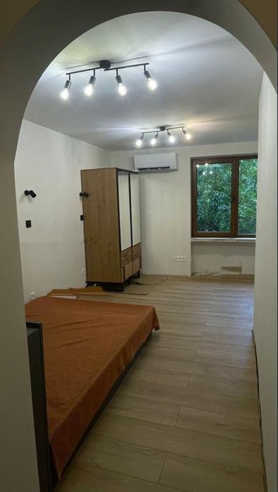 Дава се под наем Едностаен апартамент в София, Център - 30 кв.м за 590 € - Снимка #1