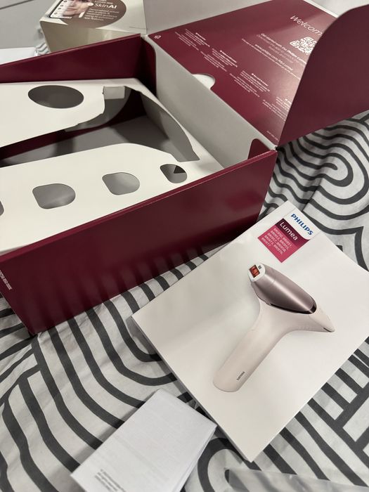 Фотоепилатор Philips Lumea