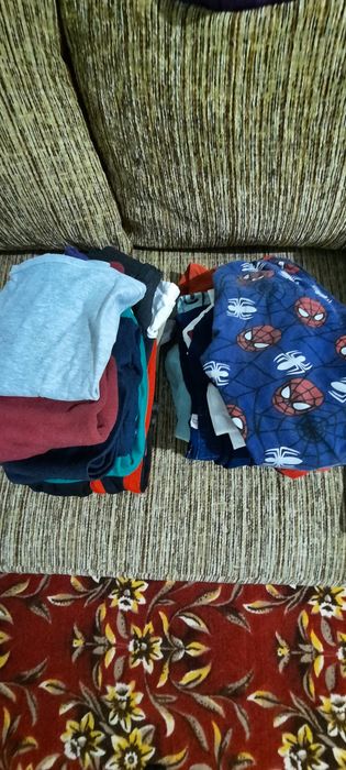 Отдам вещи за фрукты