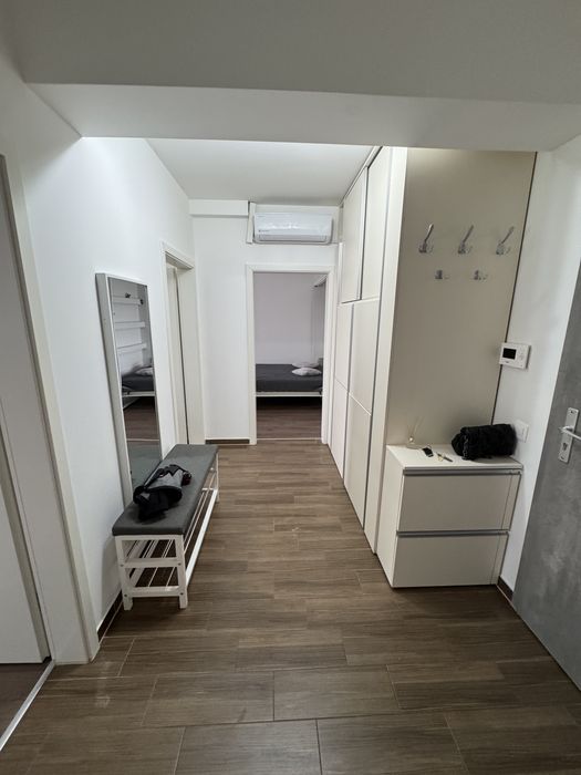 Proprietar inchiriez Apartament 2.5 camere, tractorul decomandat