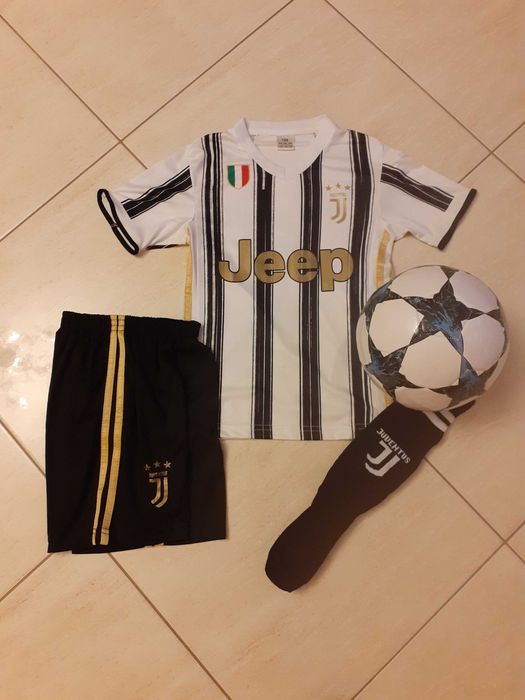 Детски екип  ЦСКА СОФИЯ ПОДАРЪК топка за 1ви ЮНИ! Ден за детето!