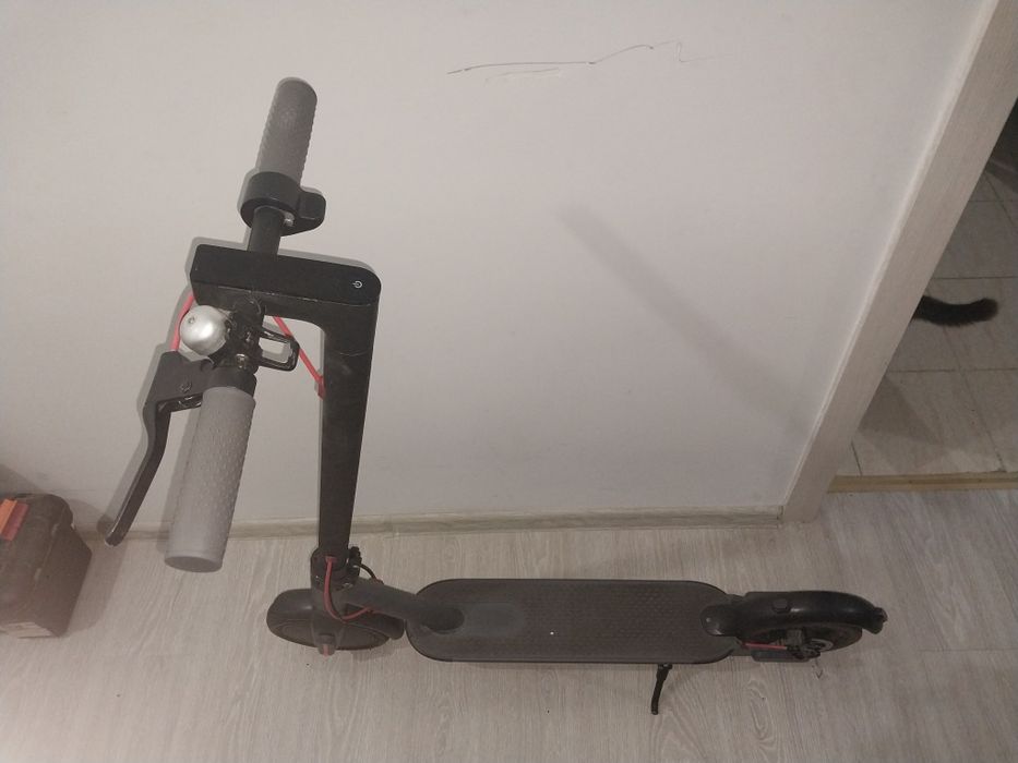 Продам электросамокат