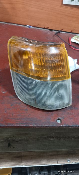 Продам поворотник