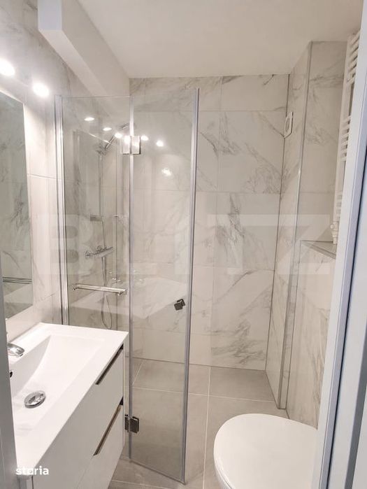 Apartament 2 camere, etaj 1, complet renovat, Dacia - Deva