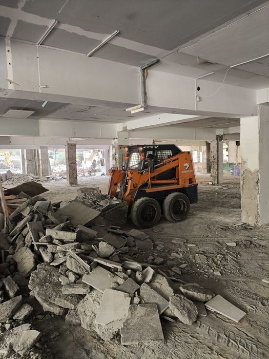 Услуги мини погрузчика.