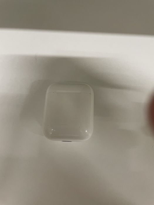 Airpods 1.