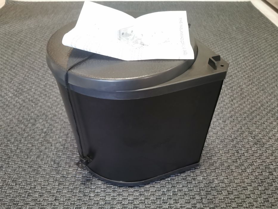 Кофа за боклук черен мат