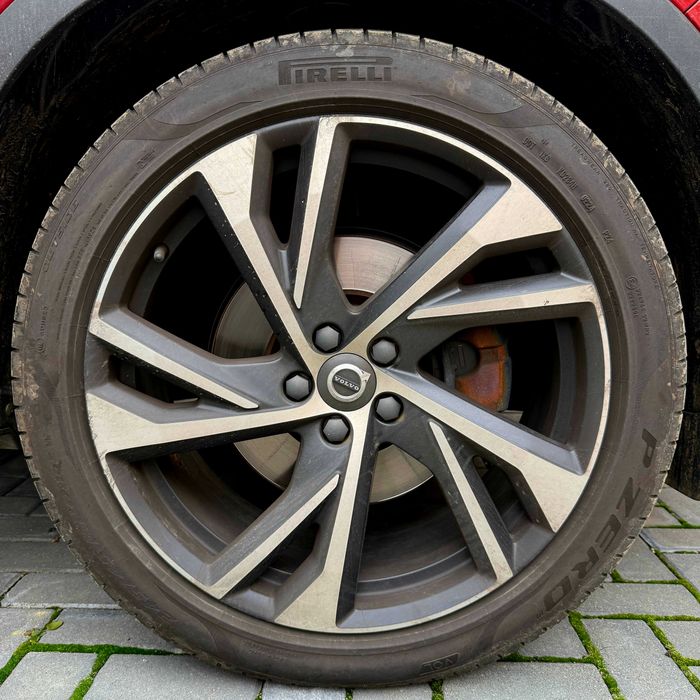 Jante Volvo R20 Original, Pirelli P Zero 245/45 (2024) XC40 XC60 XC90