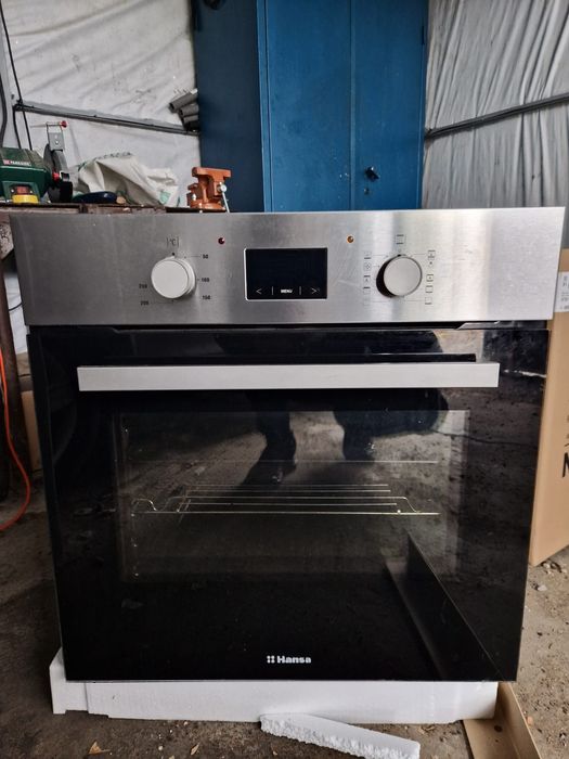 Cuptor electric incorporabil