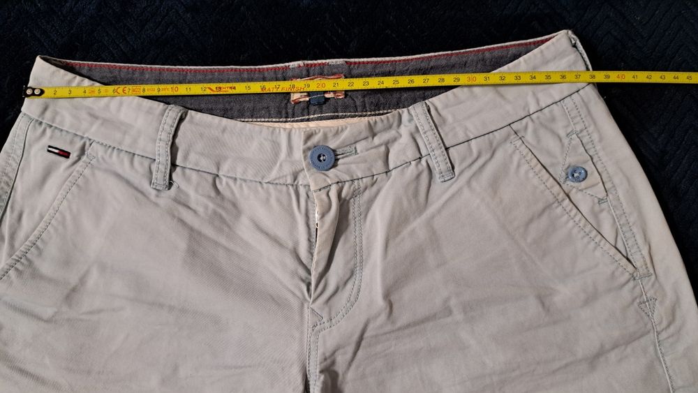 Pantaloni scurti Tommy hilfiger 26