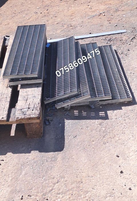 Trepte zincate 120x27