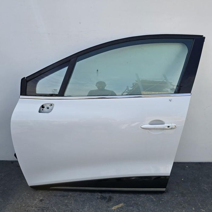 Usa portiera stanga fata Renault Clio 4