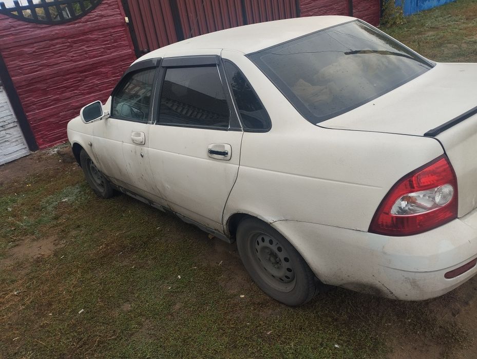 Приора 2013г продам