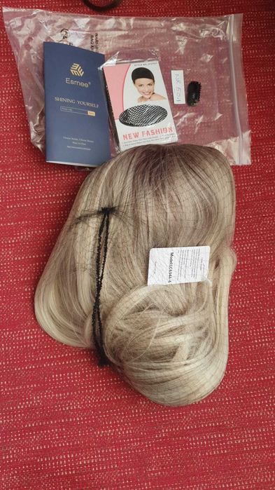 Peruca blonda  dreapta degrade -60 cm