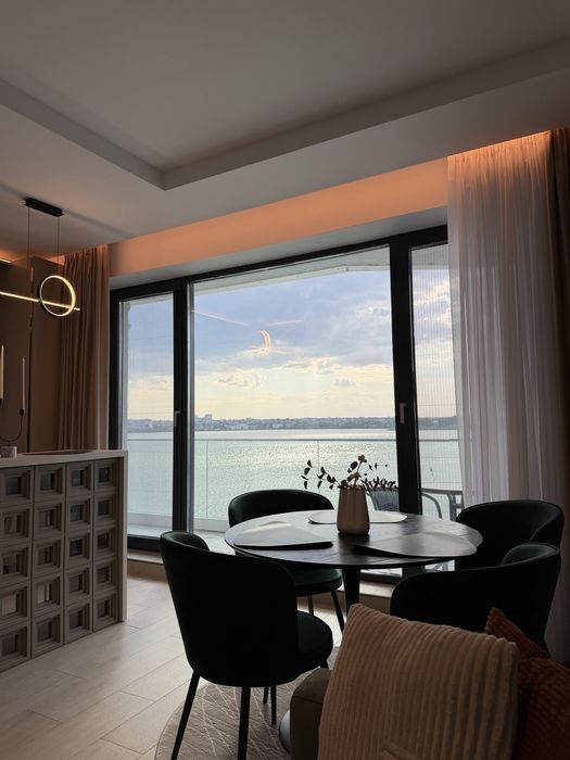 De inchiriat , nou , proprietar , termen lung   , lake on mamaia , frontal lac