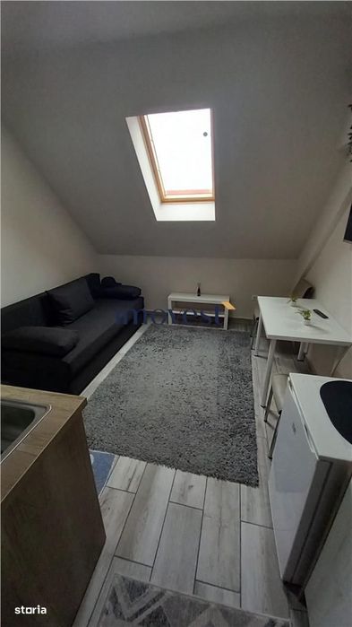 De inchiriat: Garsoniera in Micro 16