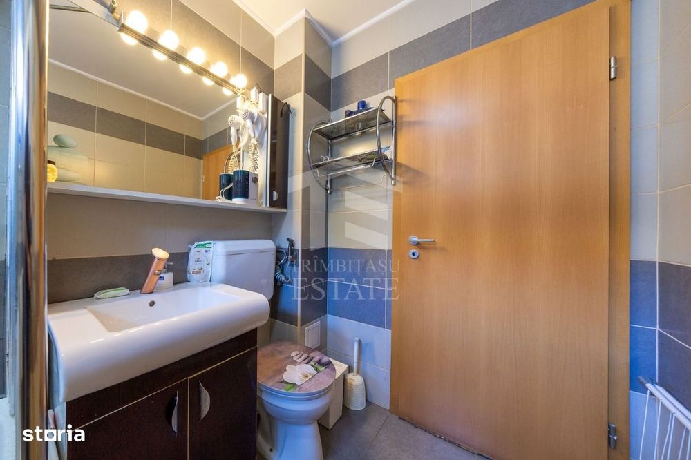 Sânpetru-Apartament cu 3 camere+terasa 20 mp