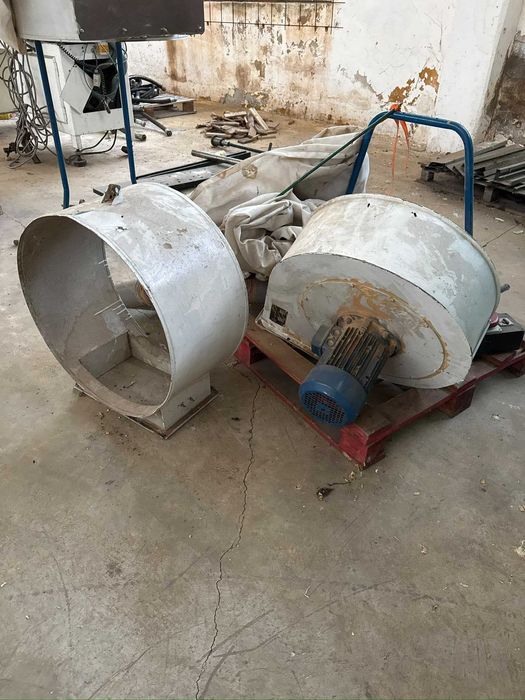 Mașină industrială de rindeluit și profilat lemn pe 4 fețe