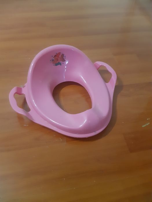 продается накладка для унитаза детская