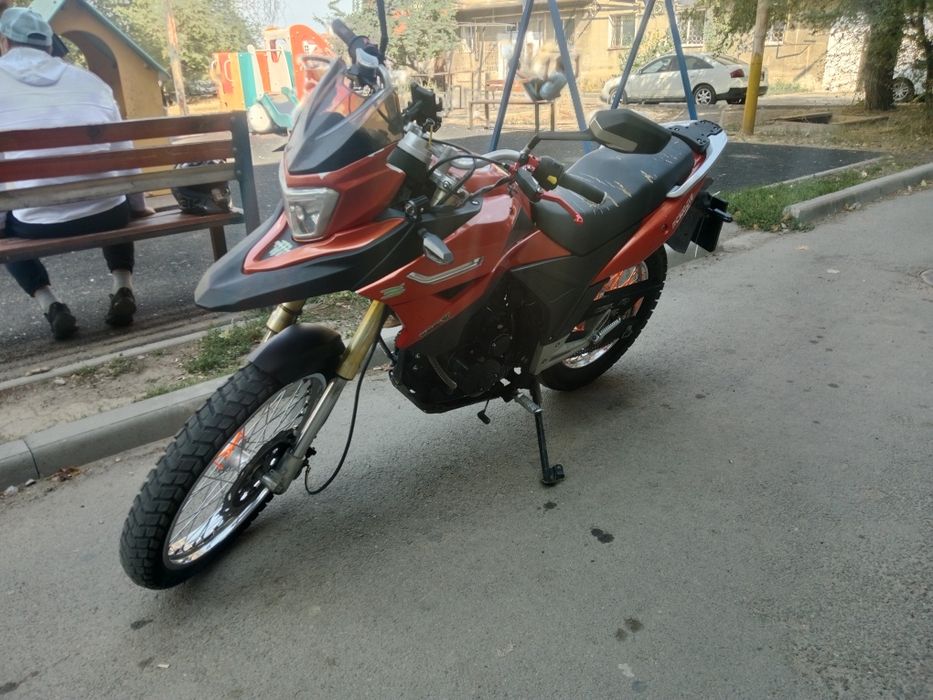 Мотоцикл турист Эндуро