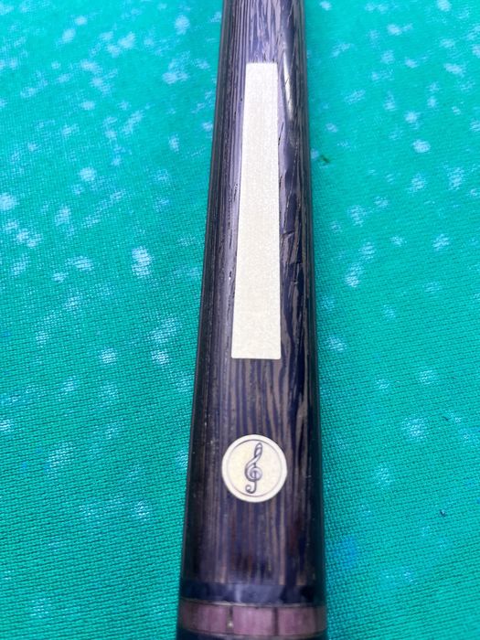 Срочно продам кий , мастер Вараксин