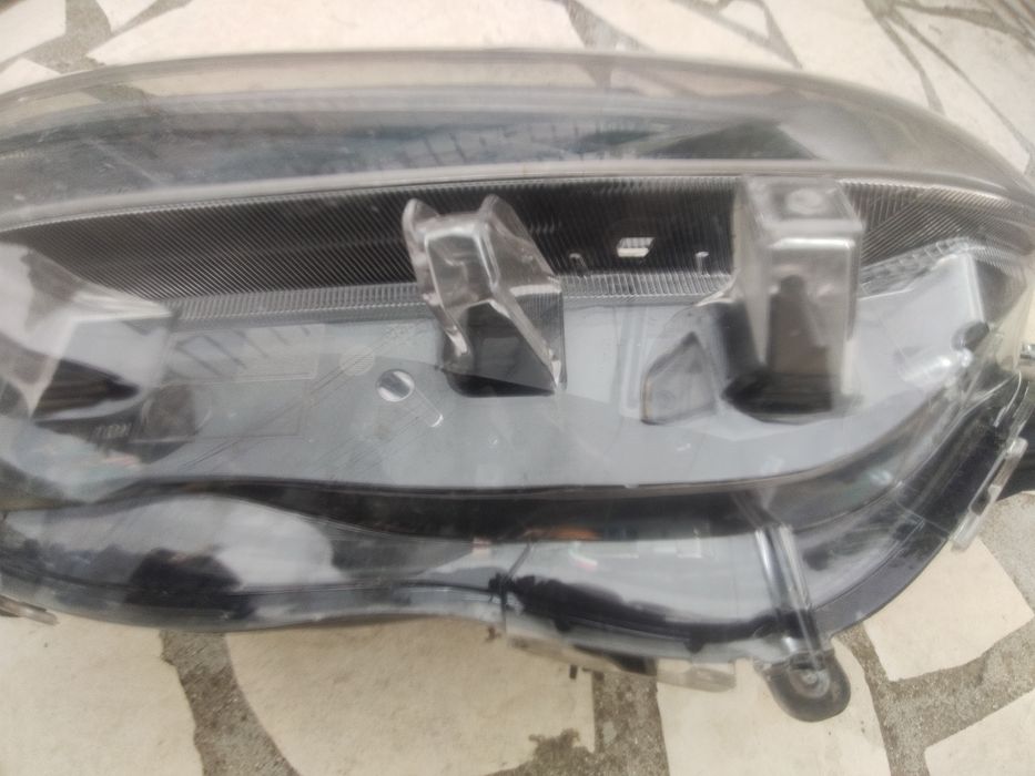 Фар десен за тойота рав4