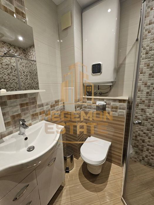 Продава се Двустаен апартамент в Варна, Възраждане 1 - 90 кв.м за 1834 €/кв.м - Снимка #7