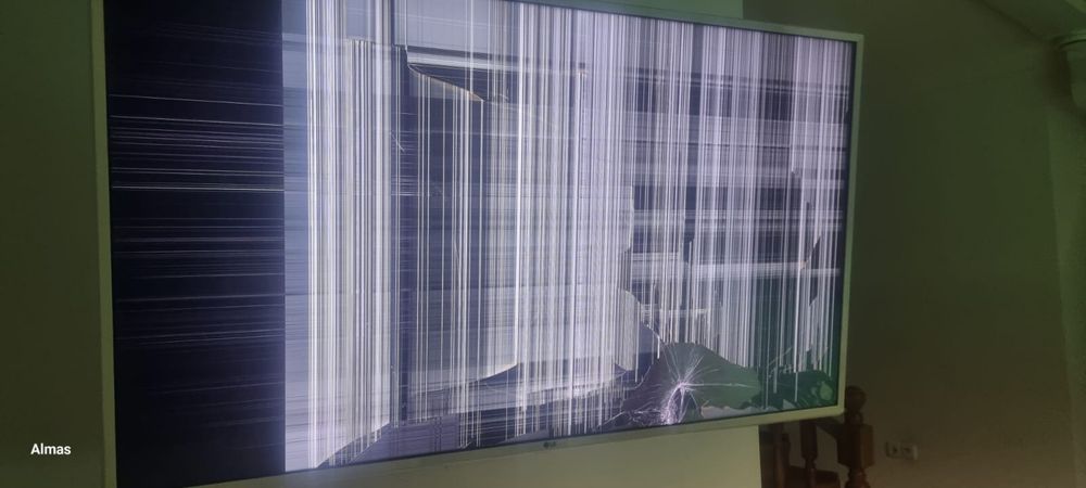 Телевизор LG на запчасти