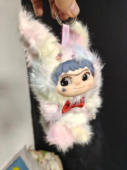 Labubu /stitch care cântă