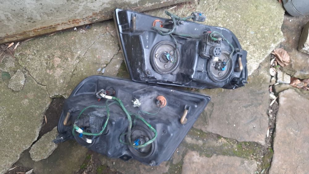 Фарове  а за Jeep Grand Cherokee(2002-2004)