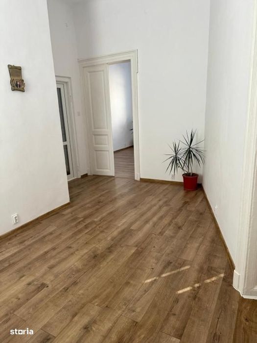 Spatiu birou / cabinet 5 camere in vila, parter, centrala, Unirii
