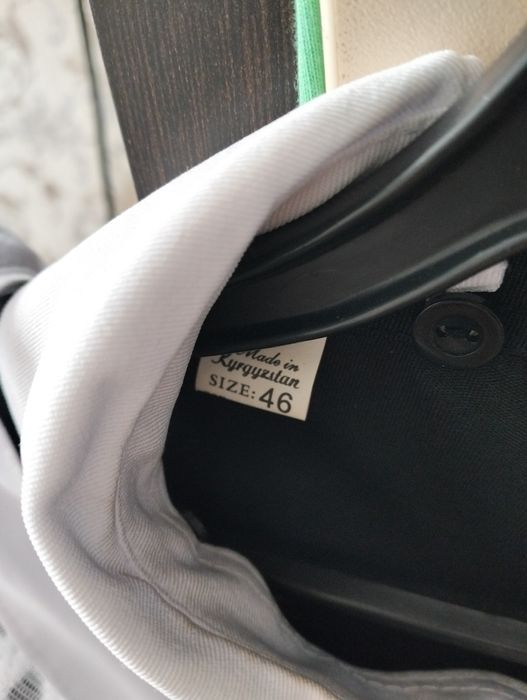 Продам школьную форму