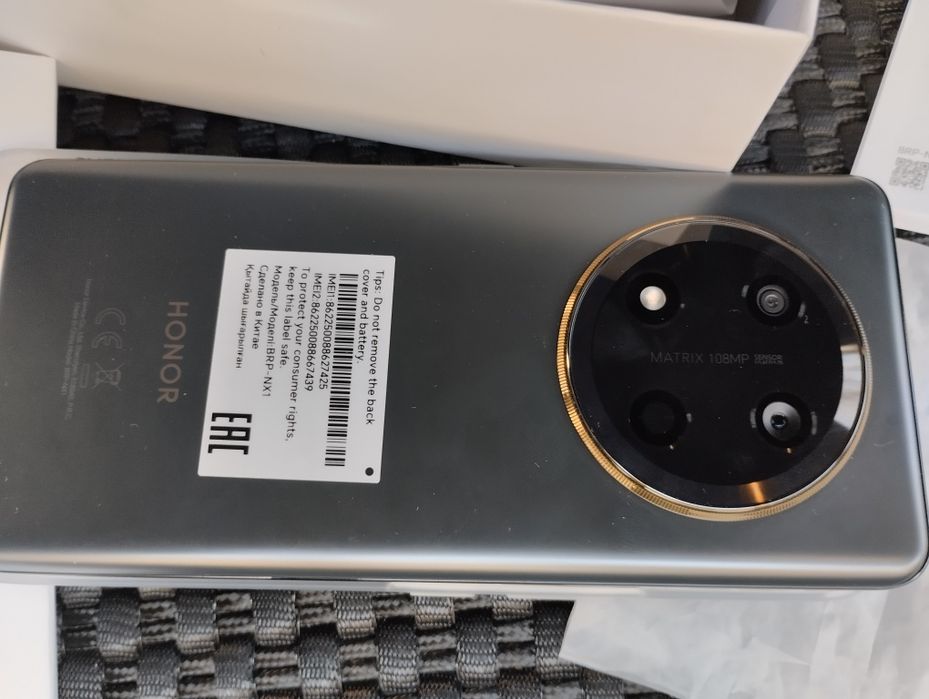 Янги бир хафта болди олинганига  ишлатилгани йок 256 хотира яхши телеф