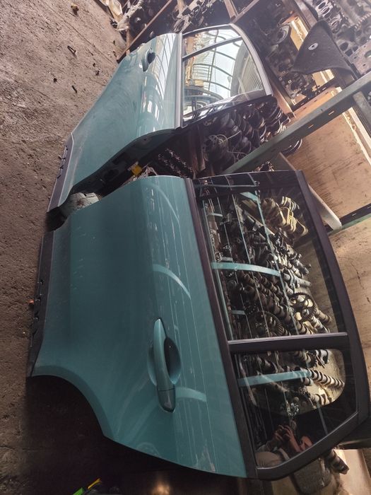 Врати Fiat 600 2025г Фиат 600 2025 г цвят 959