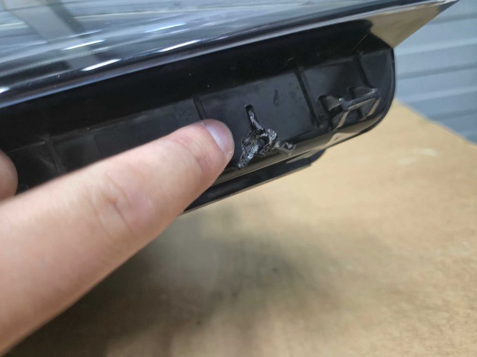 Far dreapta Tesla Model 3 Facelift Full LED An 2023 - 2026 cod  1760889-00-F