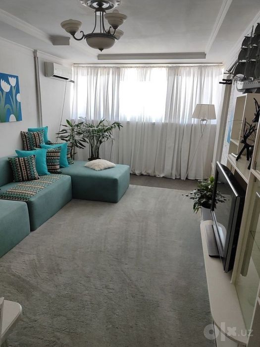 Продажа 3в4 с ремонтом,мебелью,техникой,82кв.м. Улица Бобура.