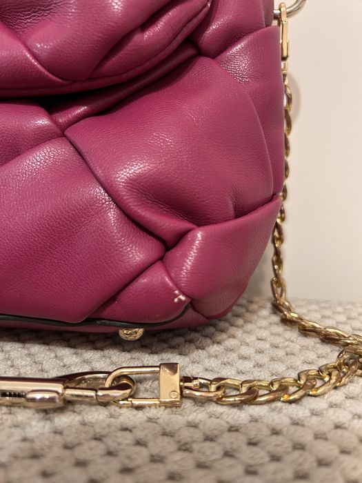 Чанта Guess мека