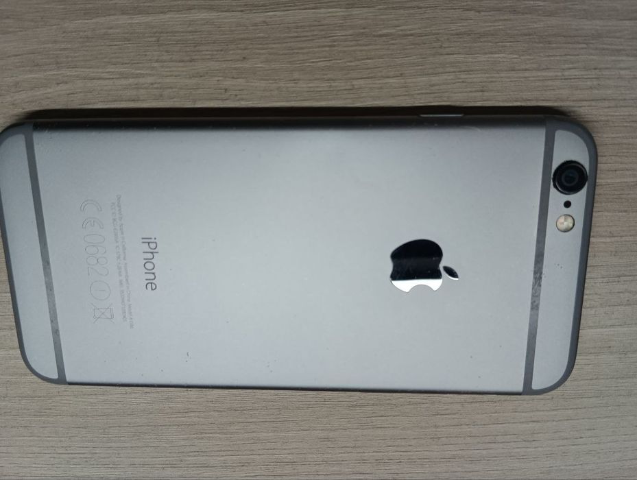 Продам iPhone 6 в отличном состоянии