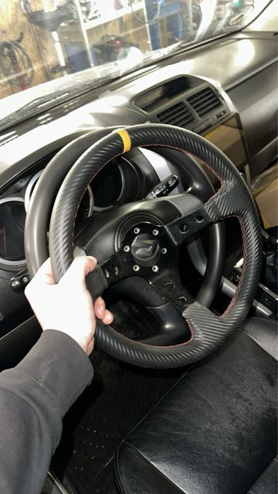 Volan OMP cu adaptor pt Suzuki/Nissan