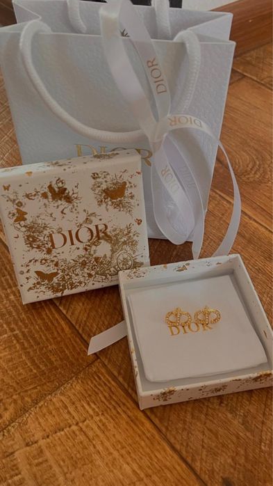 Серьги Dior новые