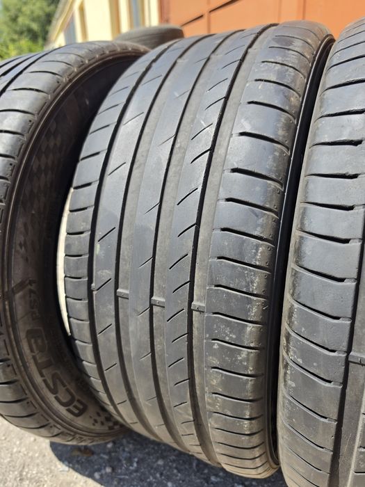 4 бр. летни гуми 255/45/18 Kumho DOT 4118 2x5,5-6 mm 2x4-4,5 mm