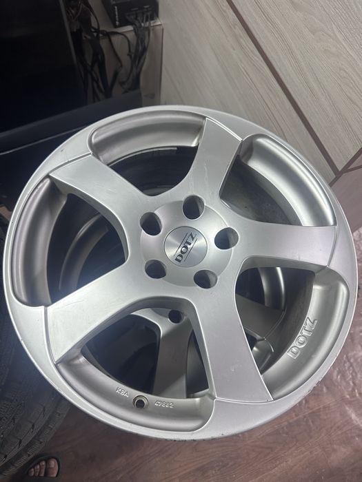 Продам диски оригенал дотз